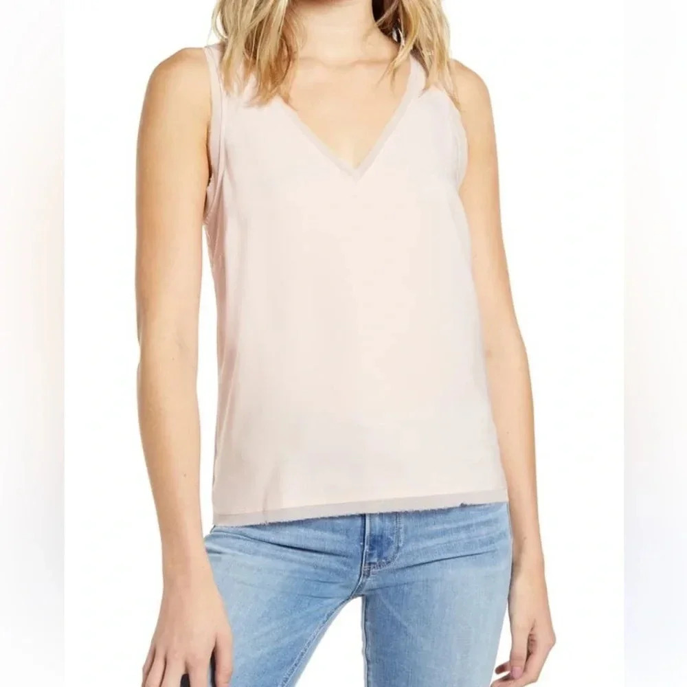 NWT Nordstrom Chelsea28 Tank W/ Raw Hemline Design Size Small